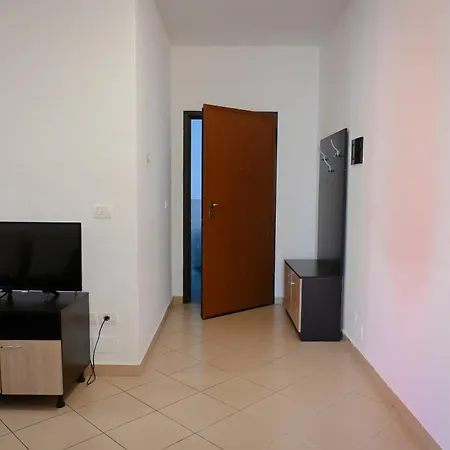 Apartment Comfort - *